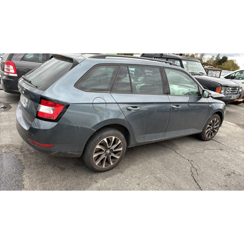 SKODA FABIA 3 PHASE 2 BREAK 1.0 TSI - 12V TURBO Photo n°6