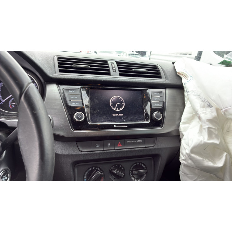 SKODA FABIA 3 PHASE 2 BREAK 1.0 TSI - 12V TURBO Photo n°17