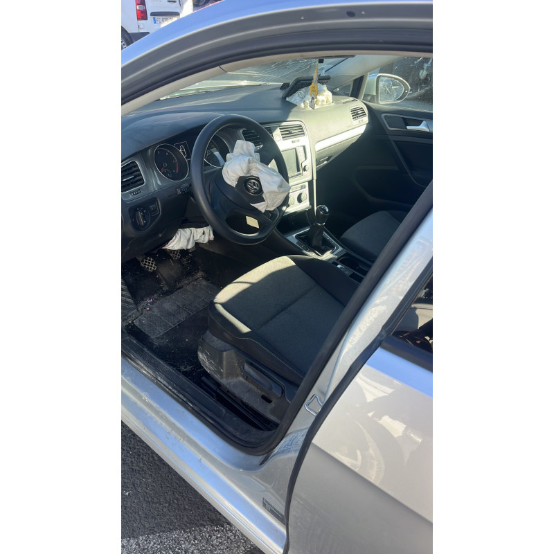 VOLKSWAGEN GOLF 7 PHASE 1 1.6 TDI - 16V TURBO Photo n°6