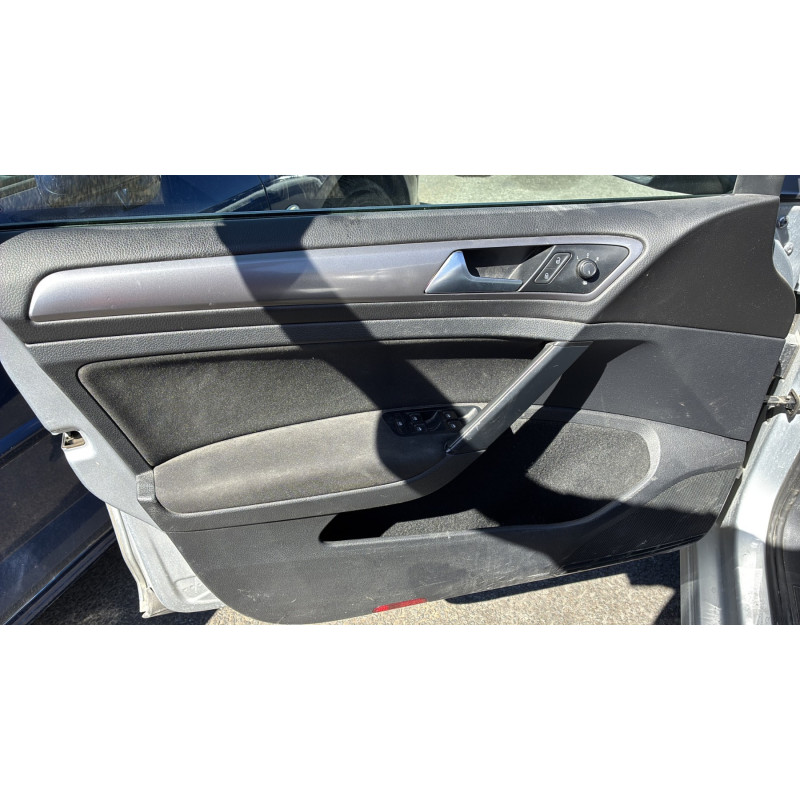 VOLKSWAGEN GOLF 7 PHASE 1 1.6 TDI - 16V TURBO Photo n°20