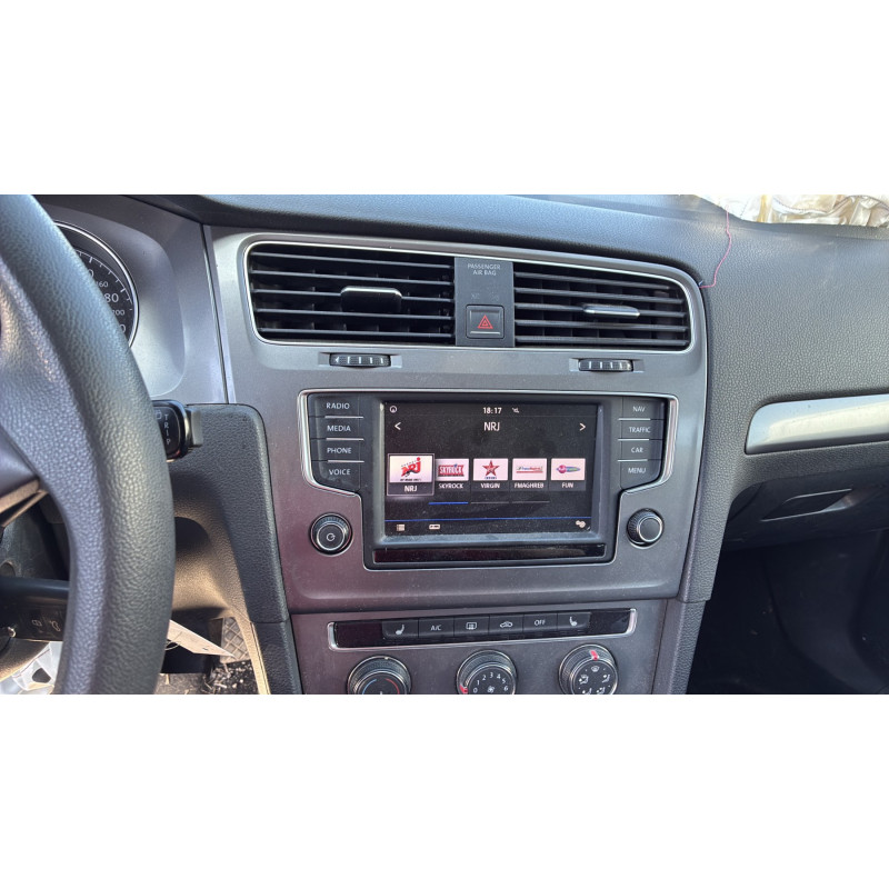 VOLKSWAGEN GOLF 7 PHASE 1 1.6 TDI - 16V TURBO Photo n°28