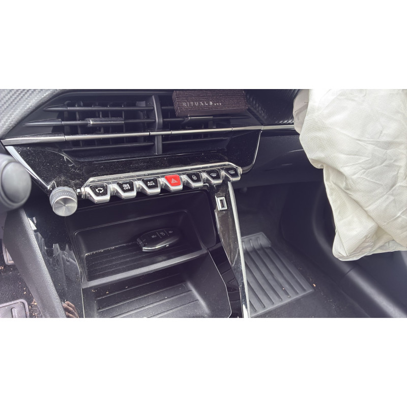 PEUGEOT 208 2 PHASE 1 1.5 BLUE HDI - 16V TURBO Photo n°18