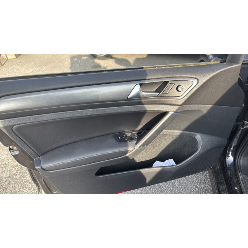 VOLKSWAGEN GOLF 7 PHASE 1 1.2 TSI - 16V TURBO Photo n°8