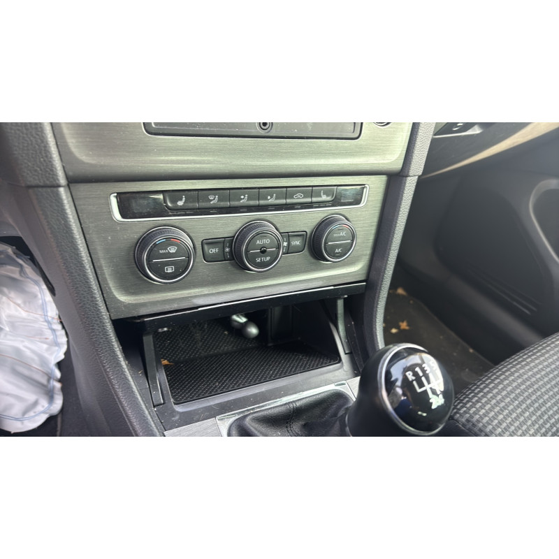 VOLKSWAGEN GOLF 7 PHASE 1 1.2 TSI - 16V TURBO Photo n°18
