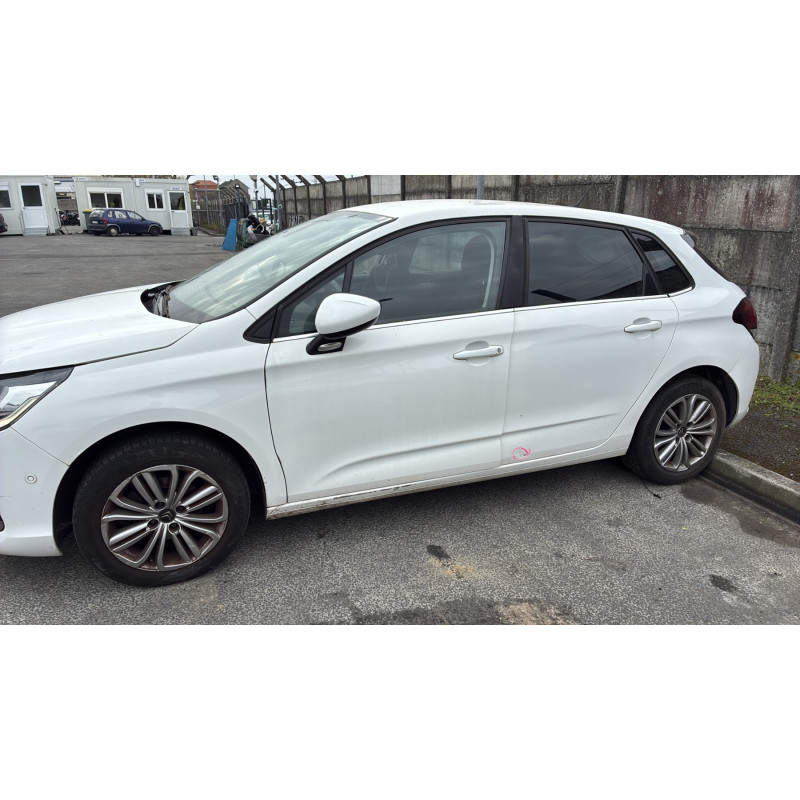 CITROEN C4 2 PHASE 2 1.2 PURETECH - 12V TURBO Photo n°8