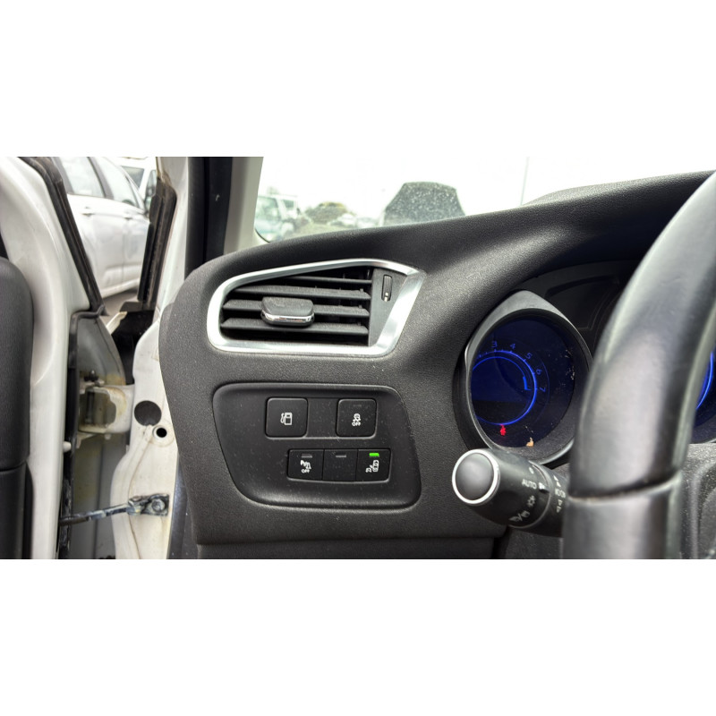 CITROEN C4 2 PHASE 2 1.2 PURETECH - 12V TURBO Photo n°15