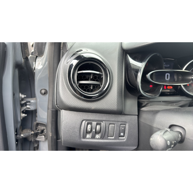 RENAULT CLIO 4 PHASE 2 0.9i - 12V TURBO TCE 90 Photo n°15
