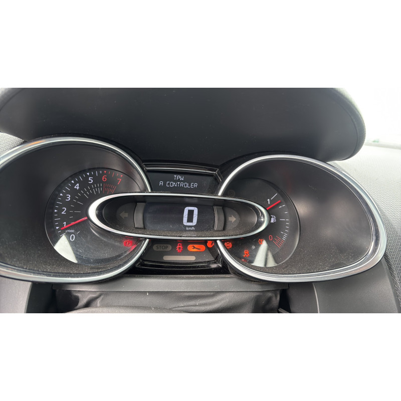 RENAULT CLIO 4 PHASE 2 0.9i - 12V TURBO TCE 90 Photo n°16