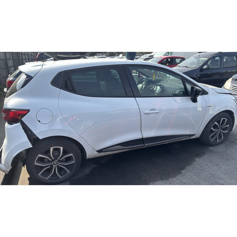 RENAULT CLIO 4 PHASE 2 0.9i - 12V TURBO TCE 90 Photo n°6