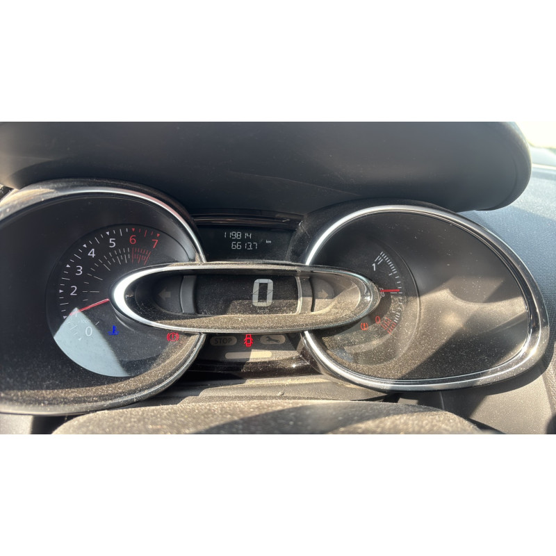 RENAULT CLIO 4 PHASE 2 0.9i - 12V TURBO TCE 90 Photo n°15