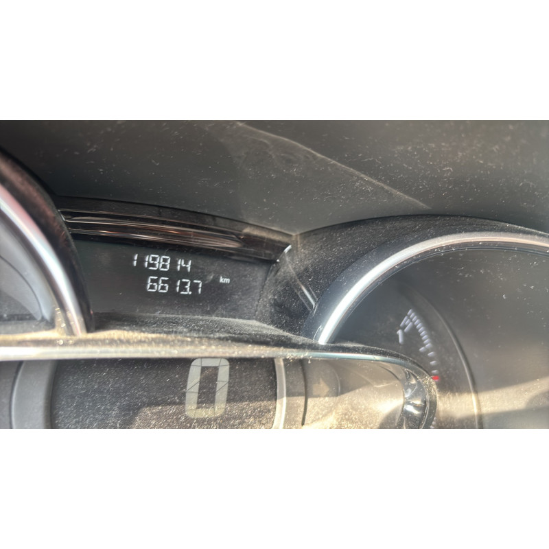 RENAULT CLIO 4 PHASE 2 0.9i - 12V TURBO TCE 90 Photo n°16