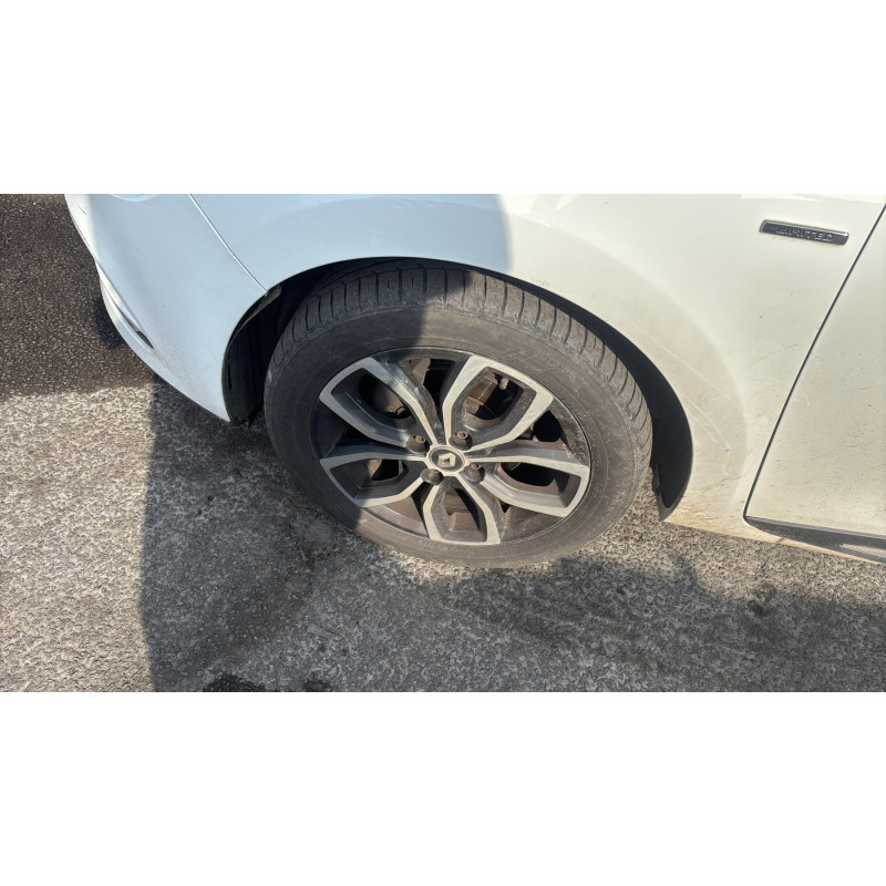 RENAULT CLIO 4 PHASE 2 0.9i - 12V TURBO TCE 90 Photo n°22