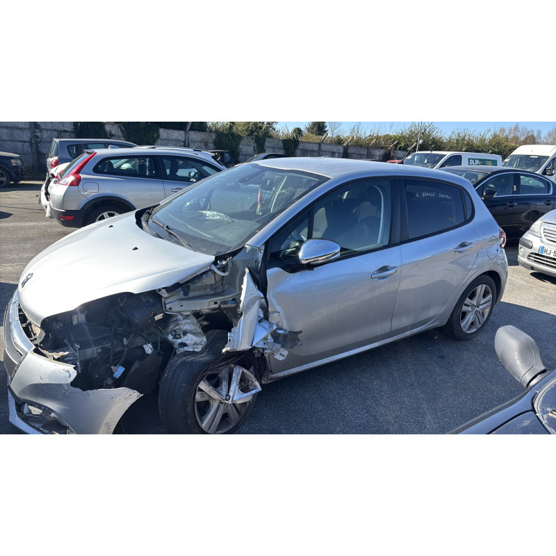 PEUGEOT 208 1 PHASE 2 1.6 BLUE HDI - 8V TURBO Photo n°8