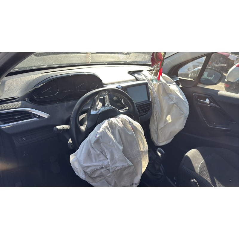 PEUGEOT 208 1 PHASE 2 1.6 BLUE HDI - 8V TURBO Photo n°10