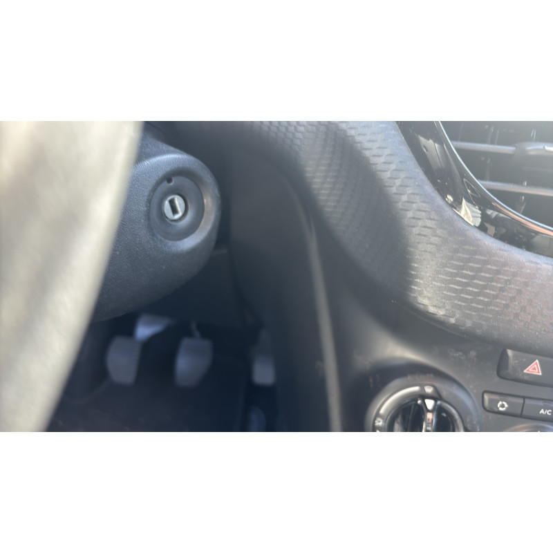 PEUGEOT 208 1 PHASE 2 1.6 BLUE HDI - 8V TURBO Photo n°18