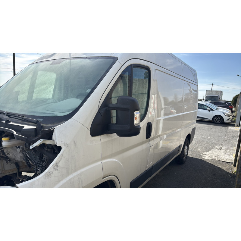 PEUGEOT BOXER 3 PHASE 2 2.0 BLUE HDI - 16V TURBO Photo n°8
