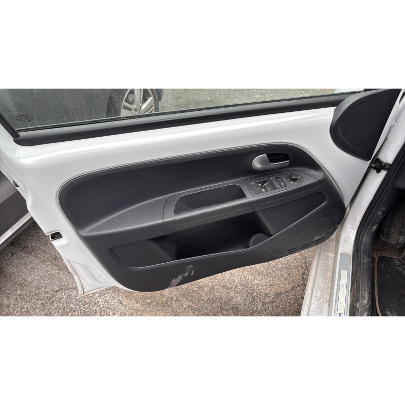 VOLKSWAGEN UP PHASE 2 E-UP Photo n°9