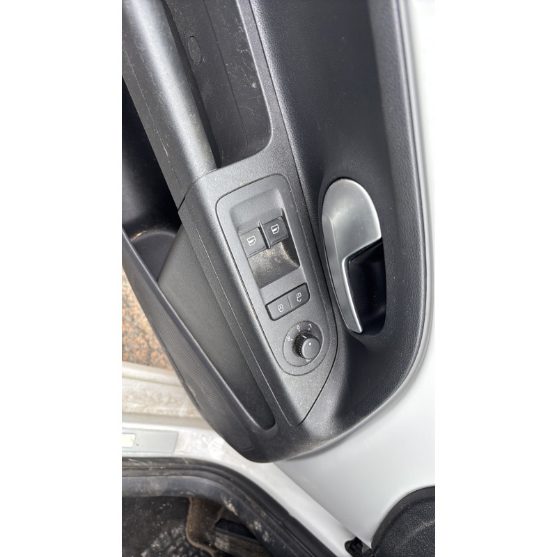 VOLKSWAGEN UP PHASE 2 E-UP Photo n°10