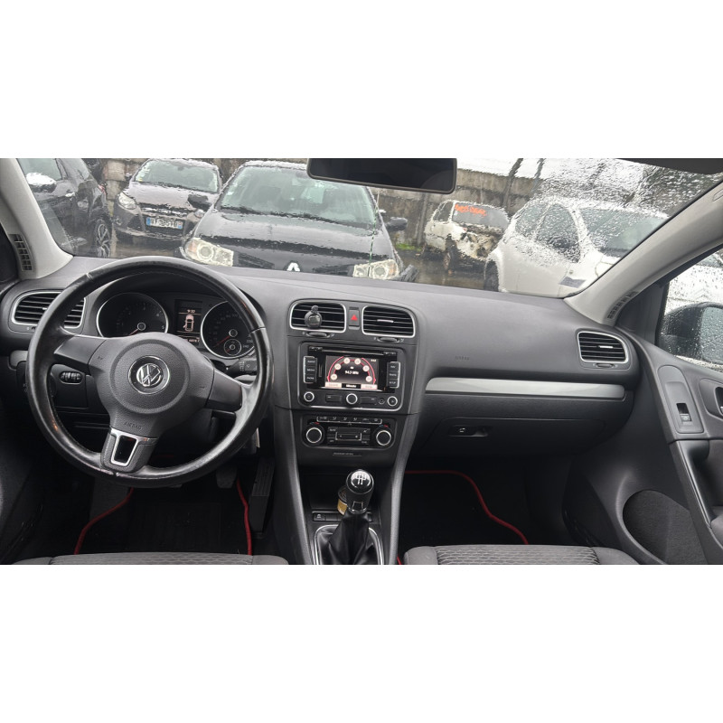 VOLKSWAGEN GOLF 6 1.6 TDI - 16V TURBO Photo n°9
