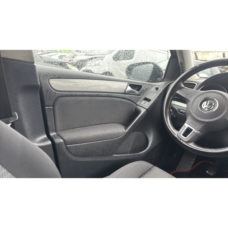 VOLKSWAGEN GOLF 6 1.6 TDI - 16V TURBO Photo n°11