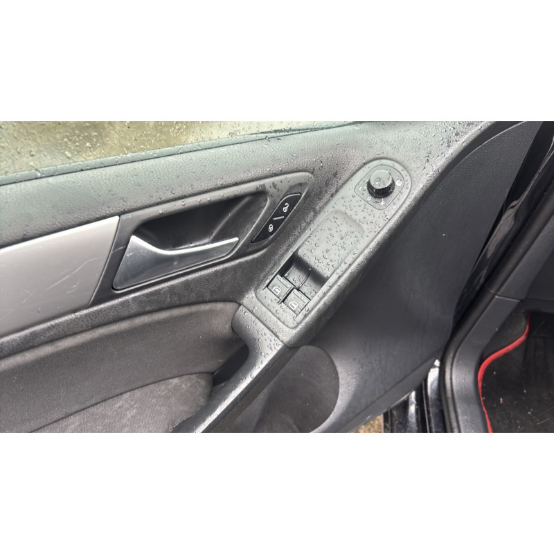 VOLKSWAGEN GOLF 6 1.6 TDI - 16V TURBO Photo n°13