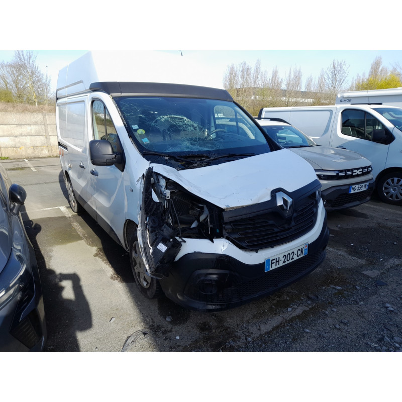 RENAULT TRAFIC 3 COURT PHASE 1 1.6 DCI - 16V TURBO Photo n°3