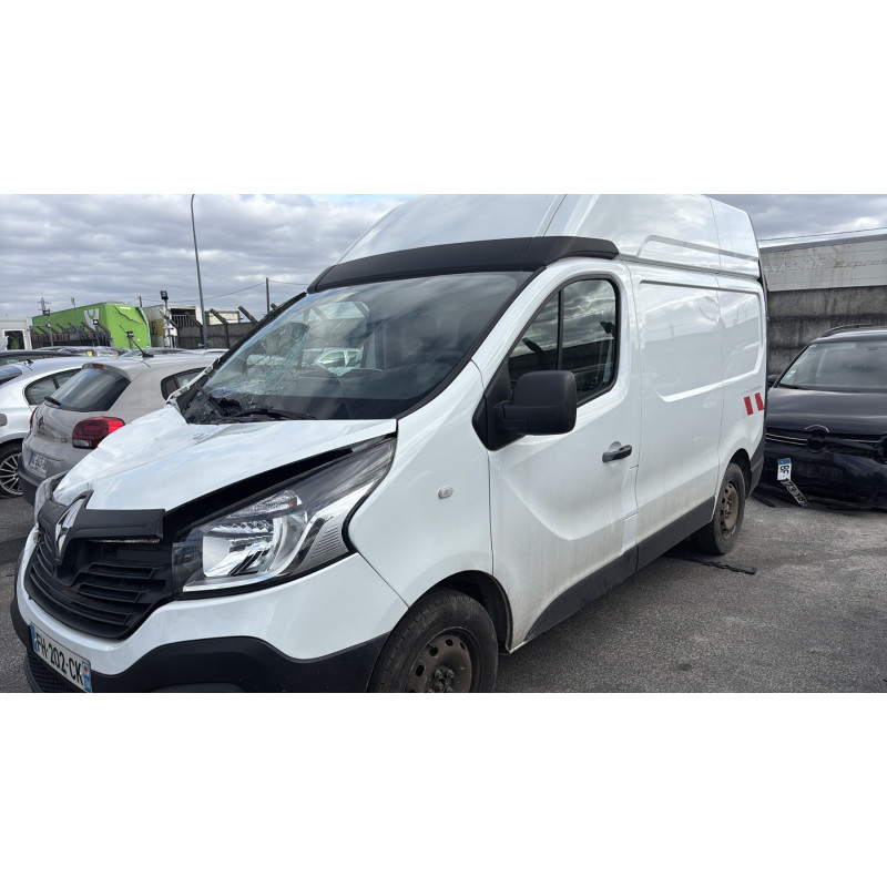 RENAULT TRAFIC 3 COURT PHASE 1 1.6 DCI - 16V TURBO Photo n°11
