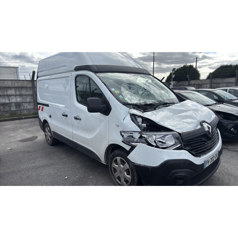RENAULT TRAFIC 3 COURT PHASE 1 1.6 DCI - 16V TURBO Photo n°12