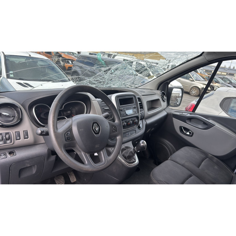 RENAULT TRAFIC 3 COURT PHASE 1 1.6 DCI - 16V TURBO Photo n°22