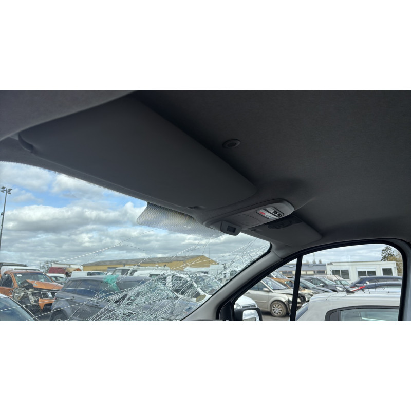 RENAULT TRAFIC 3 COURT PHASE 1 1.6 DCI - 16V TURBO Photo n°23