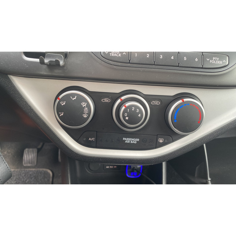 KIA PICANTO 2 PHASE 1 1.0i - 12V Photo n°8