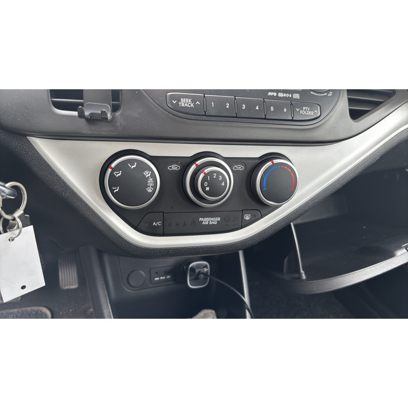 KIA PICANTO 2 PHASE 1 1.0i - 12V Photo n°30