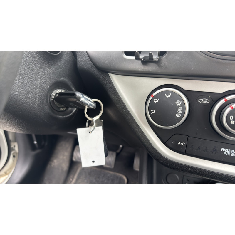 KIA PICANTO 2 PHASE 1 1.0i - 12V Photo n°32