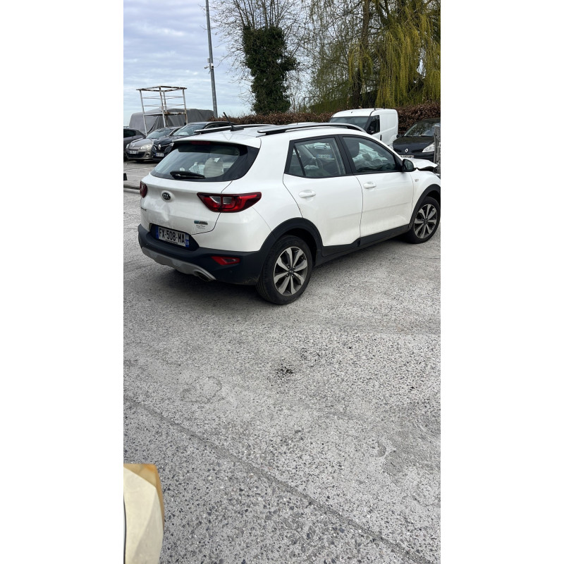 KIA STONIC PHASE 2 1.0 GDI - 12V TURBO HYBRID Photo n°3