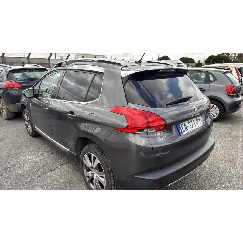 PEUGEOT 2008 1 PHASE 1 1.2 PURETECH - 12V TURBO Photo n°4