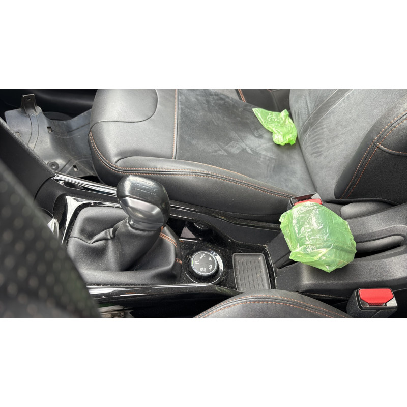 PEUGEOT 2008 1 PHASE 1 1.2 PURETECH - 12V TURBO Photo n°20