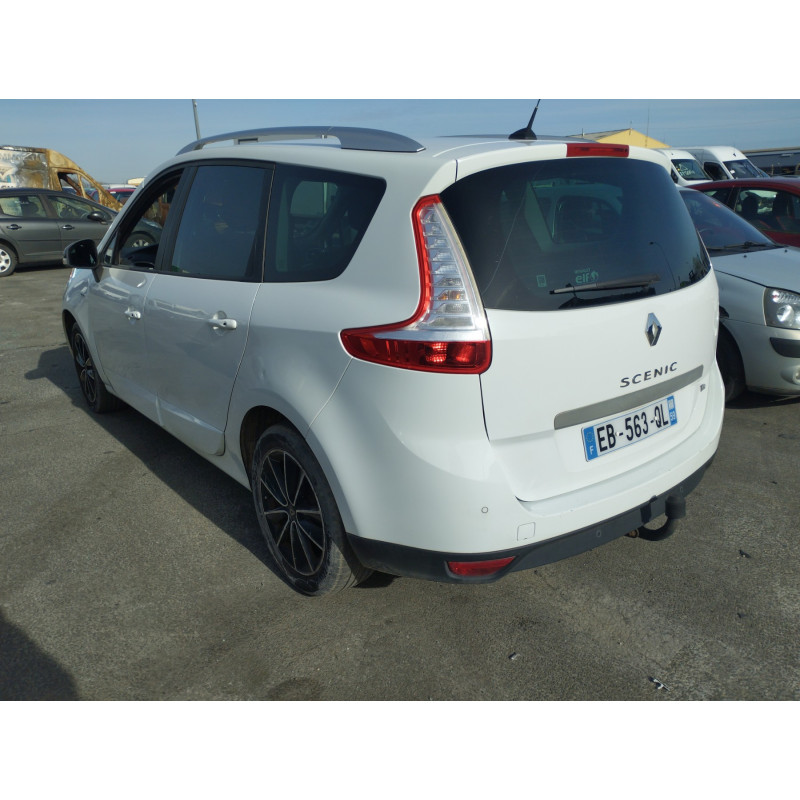 RENAULT GRAND SCENIC 3 PHASE 3 1.2i - 16V TURBO TCE 130 Photo n°4