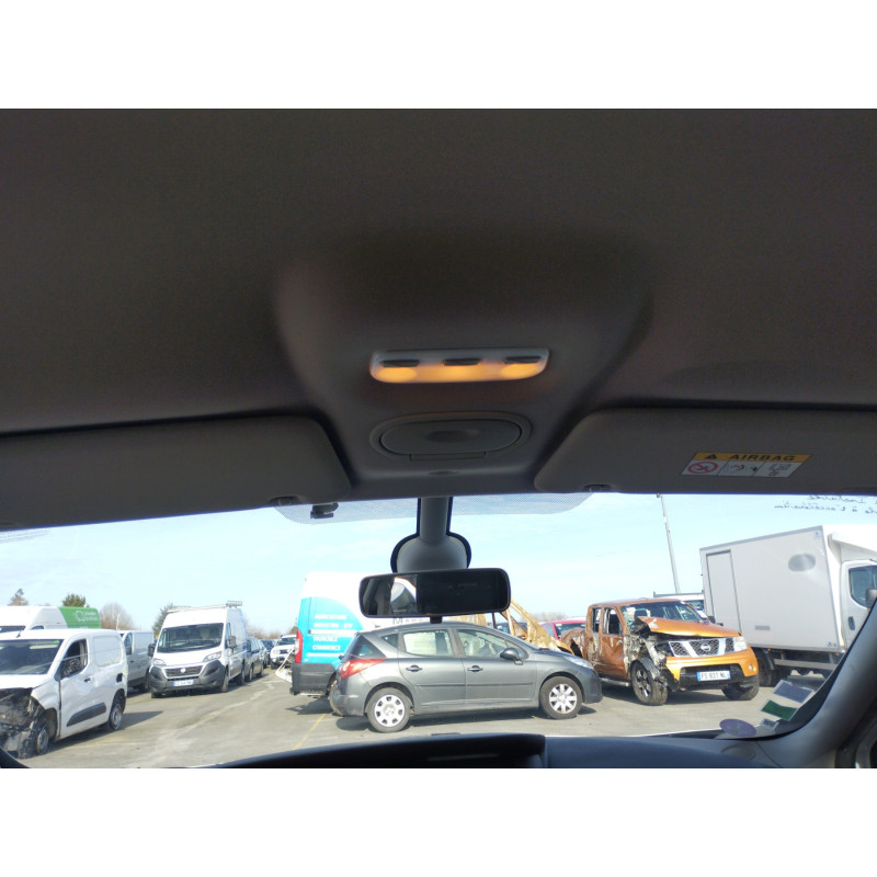 RENAULT GRAND SCENIC 3 PHASE 3 1.2i - 16V TURBO TCE 130 Photo n°15