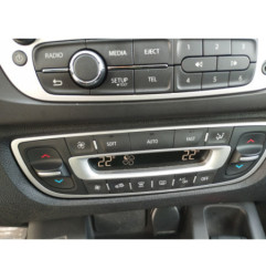 RENAULT GRAND SCENIC 3 PHASE 3 1.2i - 16V TURBO TCE 130