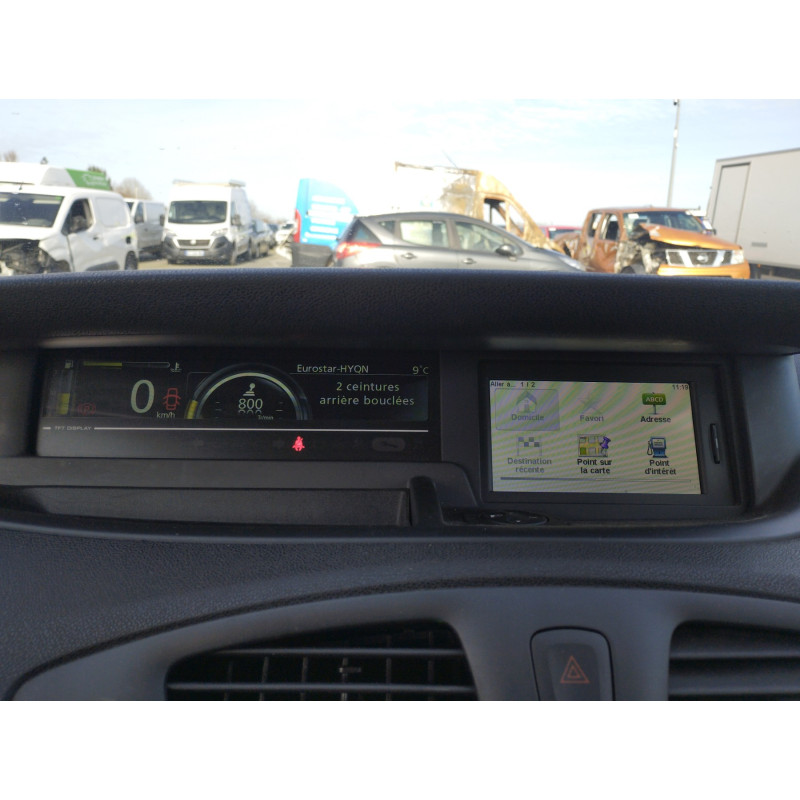RENAULT GRAND SCENIC 3 PHASE 3 1.2i - 16V TURBO TCE 130 Photo n°18