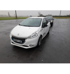 PEUGEOT 208 1 PHASE 1 1.2 VTI - 12V Photo n°1