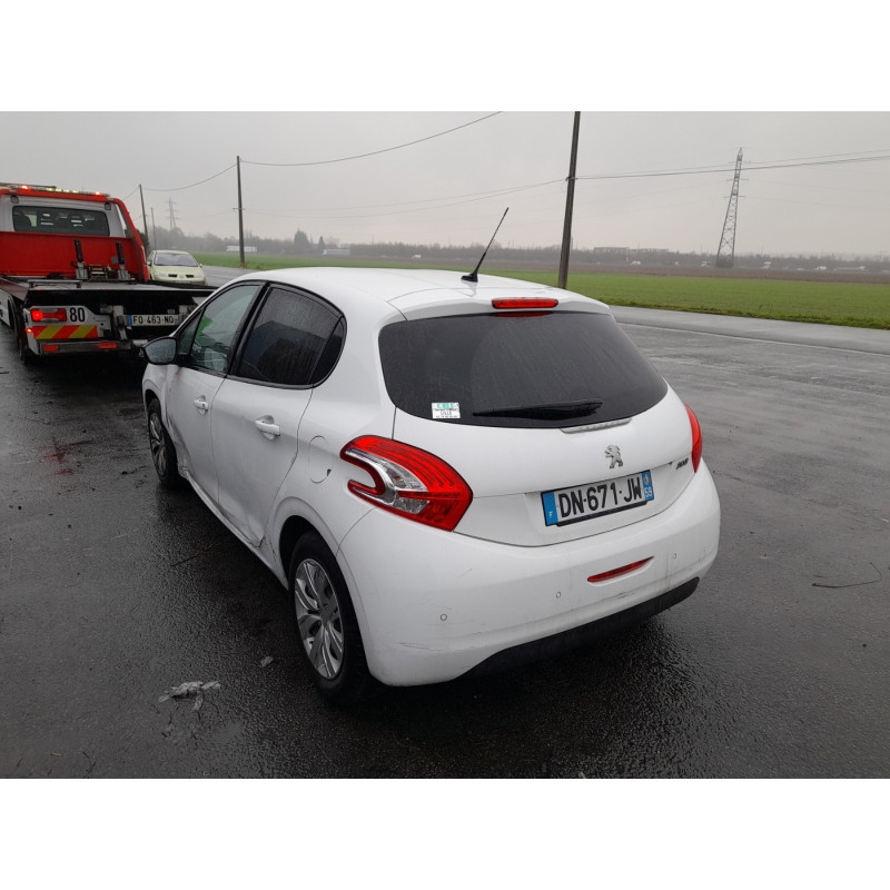 PEUGEOT 208 1 PHASE 1 1.2 VTI - 12V Photo n°4