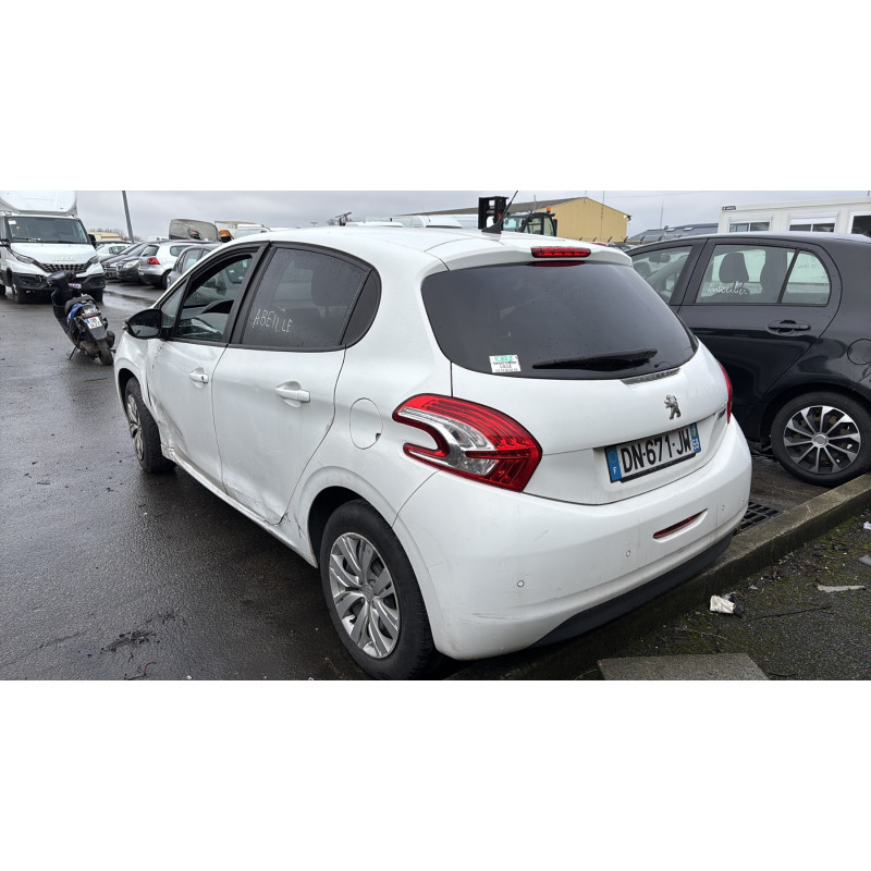 PEUGEOT 208 1 PHASE 1 1.2 VTI - 12V Photo n°15
