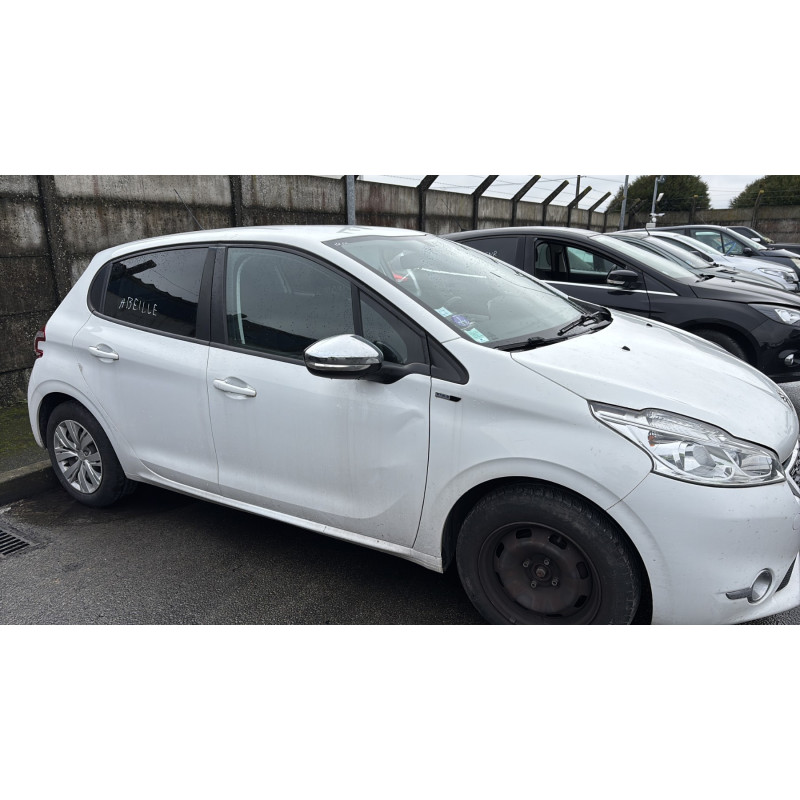 PEUGEOT 208 1 PHASE 1 1.2 VTI - 12V Photo n°19