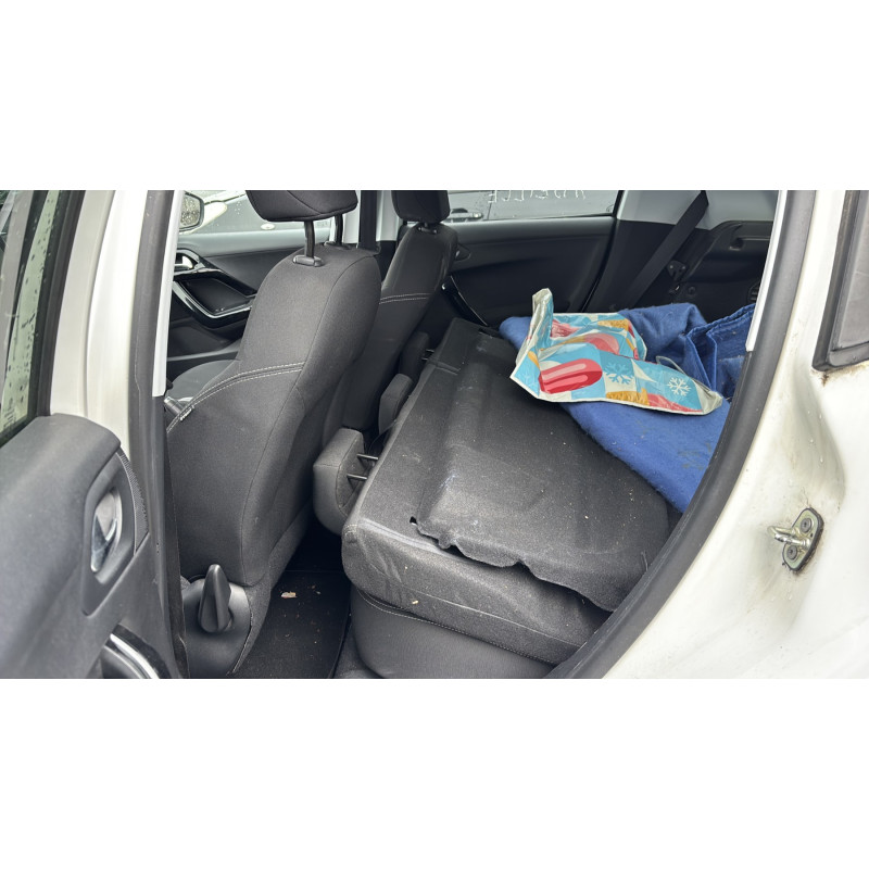 PEUGEOT 208 1 PHASE 1 1.2 VTI - 12V Photo n°24