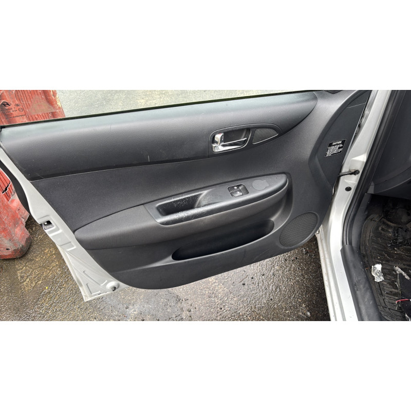 HYUNDAI I 20 1 PHASE 2 1.1 CRDI - 12V TURBO Photo n°10