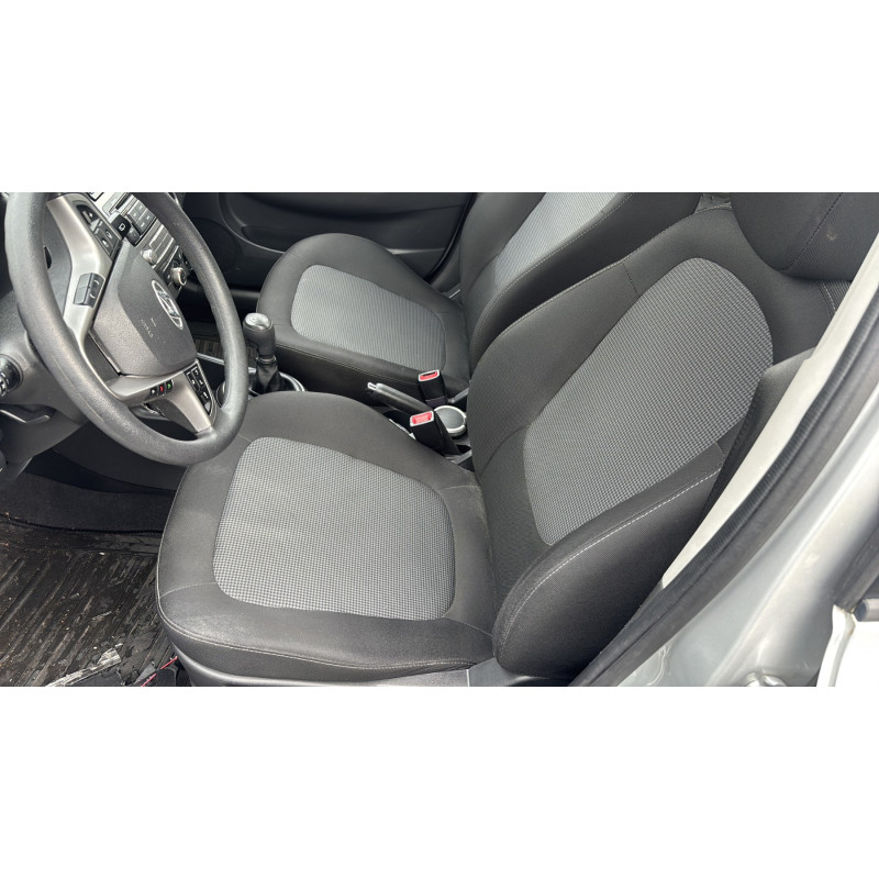 HYUNDAI I 20 1 PHASE 2 1.1 CRDI - 12V TURBO Photo n°12