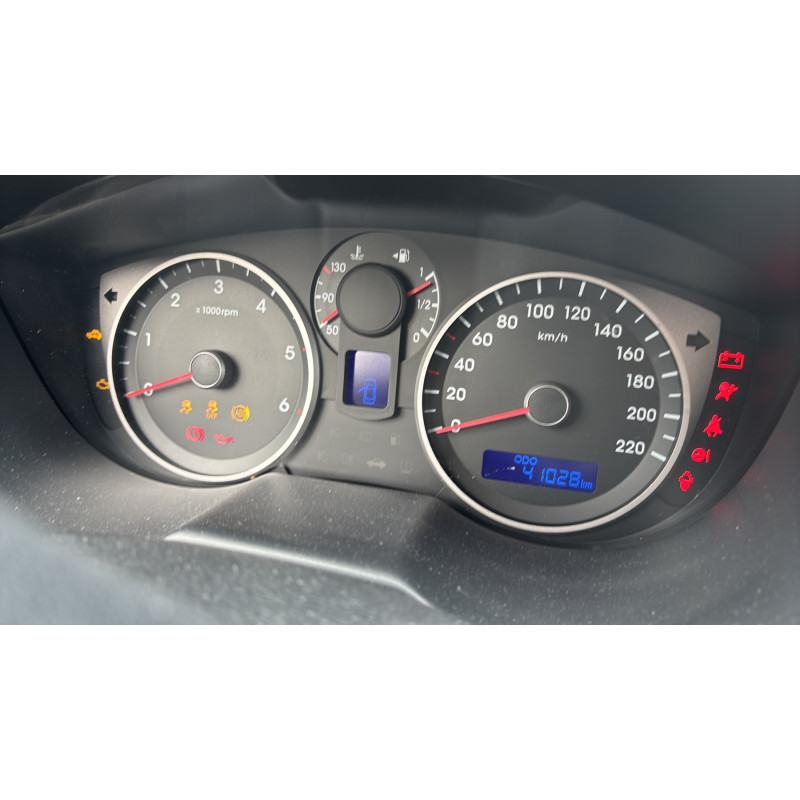HYUNDAI I 20 1 PHASE 2 1.1 CRDI - 12V TURBO Photo n°17