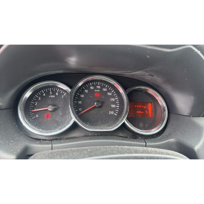 DACIA DUSTER 1 PHASE 2 1.5 DCI - 8V TURBO Photo n°17