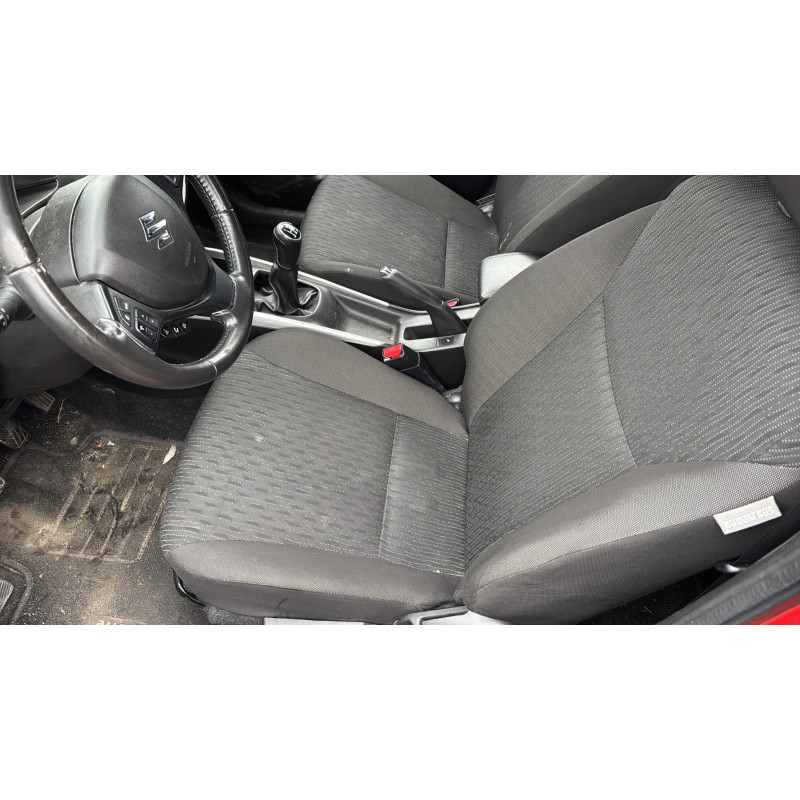SUZUKI BALENO 2 1.2i - 16V HYBRID Photo n°14